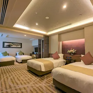 ホテル京阪 グランデ ホテル 京都市